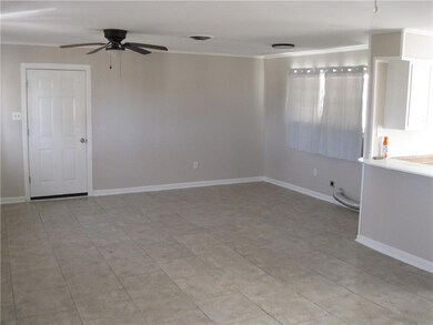 1132 Romain St unit 1/2, Gretna, LA 70053 - photo 3