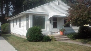 1011 Evelyn St NE, Grand Rapids, MI 49505 - photo 2