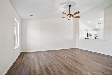 26034 E 90th St S, Broken Arrow, OK 74014 - photo 5