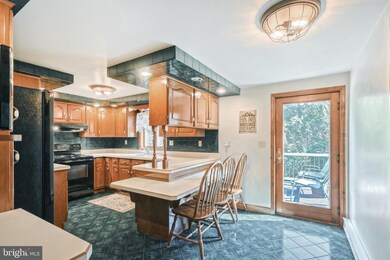 10737 Pickel Rd, Felton, PA 17322 - photo 7