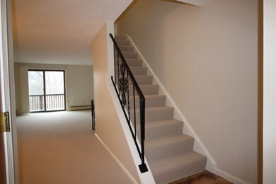 46 Walcott Valley Dr, Hopkinton, MA 01748 - photo 2