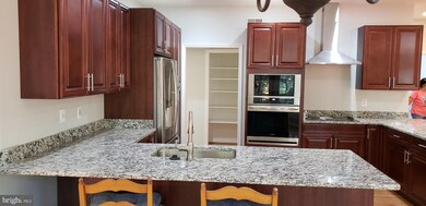 9400 Meadow Crossing Way, Fairfax Station, VA 22039 - photo 6