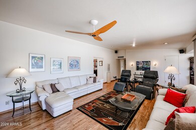 8644 N 15th Dr, Phoenix, AZ 85021 - photo 6