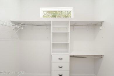 2 walk-in closets? You read that right