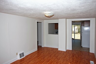 Living Rm 1