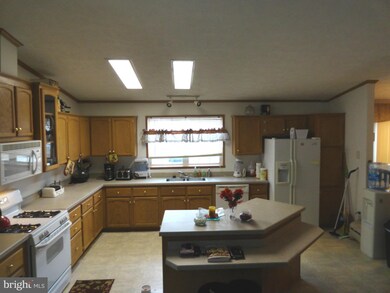 234 Edward Ln, Lothian, MD 20711 - photo 3