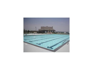 Clubhouse:  Gym | Steam Sauna & Spa Areas | Pro Sh