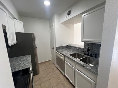 10075 Westpark Dr, unit 59, Houston, TX 77042