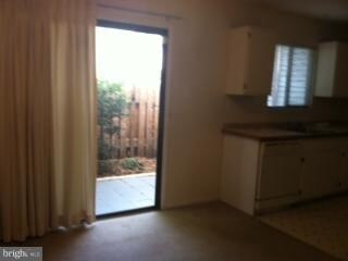 2582 Merrywood Ct unit 7, Woodbridge, VA 22192 - photo 3