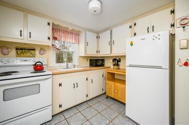 Bright Kitchen