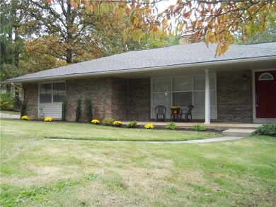 9 Lancaster Dr, Bella Vista, AR 72715 - photo 2