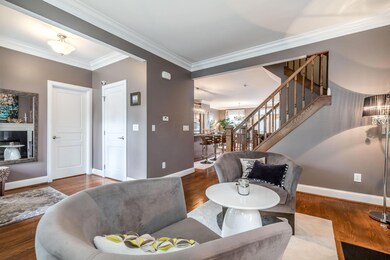 10-02-18 1025 Perry St 13