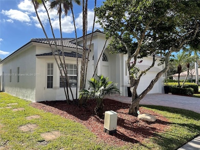 17048 NW 19th St, Pembroke Pines, FL 33028 - photo 2