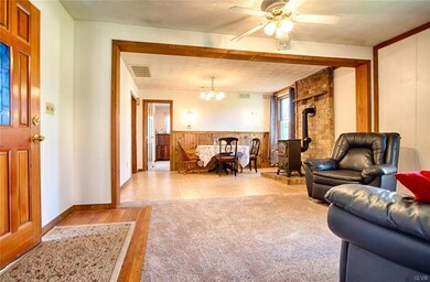 2301 Benders Dr, Bath, PA 18014 - photo 3