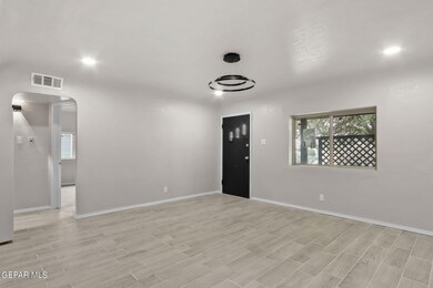 7717 Matamoros Dr, El Paso, TX 79915 - photo 4