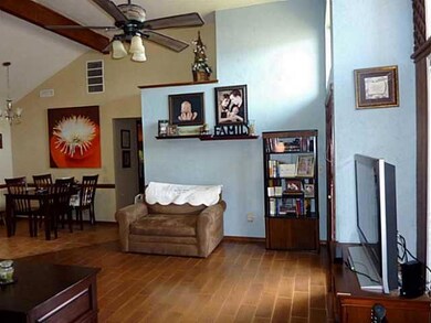 2327 Cedar Brook Dr, Moore, OK 73160 - photo 4