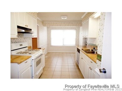 2342 Colgate Dr, Fayetteville, NC 28304 - photo 6