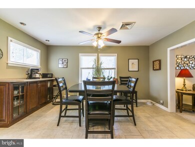 127 N Llanwellyn Ave, Glenolden, PA 19036 - photo 5