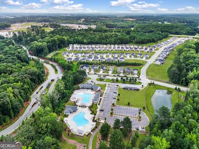 504 Michigan Cir, Hoschton, GA 30548 - photo 5