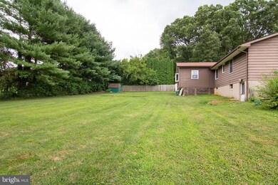 1306 Guadelupe Dr, Westminster, MD 21157 - photo 3