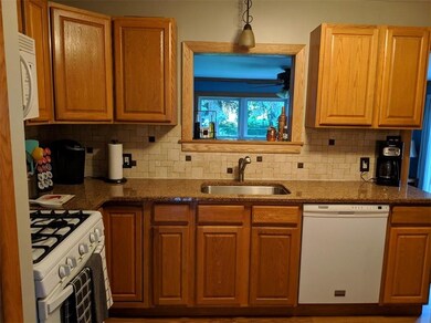 297 Shartle Place, North Tonawanda, NY 14120 - photo 7