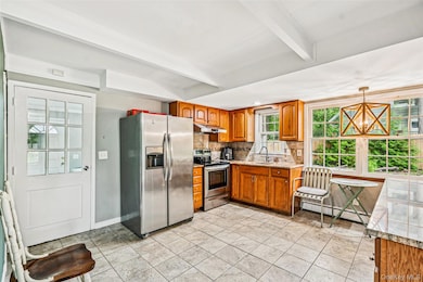 4 Poplar Ave, Stony Brook, NY 11790 - photo 5