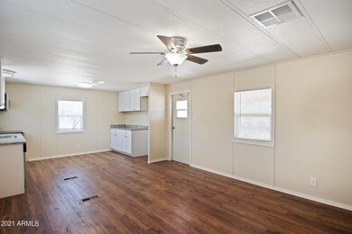 1154 S Cedar Dr-5