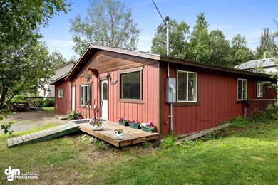 21-Exterior Front-ELKO9668