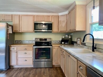 239 Ayer Rd unit 101, Littleton, MA 01460 - photo 6