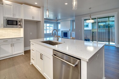 2248 NW Skyline Ranch Rd, Bend, OR 97703 - photo 3