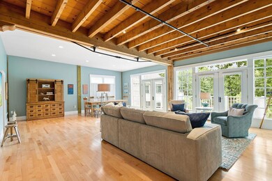 40 Washington St unit 301, Camden, ME 04843 - photo 2