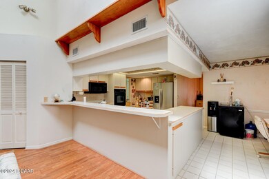 Kitchen Snack Bar