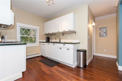 276 George St unit 4, Providence, RI 02906 - photo 2