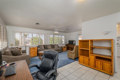 Flex space & Family Room