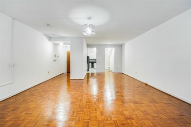 The Clermont Cove unit M9, Jersey City, NJ 07302 - photo 5