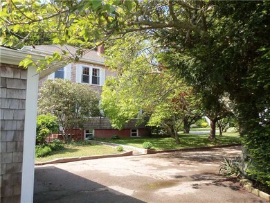 127 Mitchells Ln, Middletown, RI 02842 - photo 6