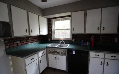 94 Mayfair Blvd, Columbus, OH 43213 - photo 6