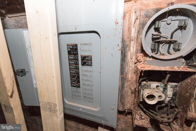 2113 E Chase St, Baltimore, MD 21213 - photo 5