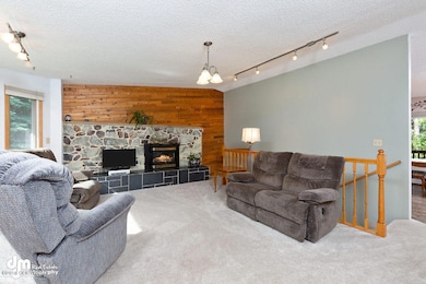 Living Room 20180717-DW-3736-SMALL