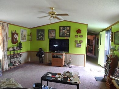 4135 Walnut lot 165 pic 5