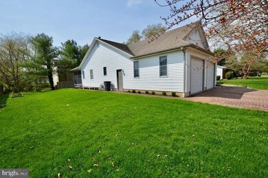 205 Sycamore Ave, Sewell, NJ 08080 - photo 2