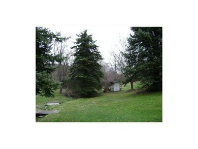Yard/Garden. Plenty of space for all your outdoor 