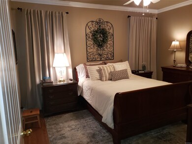 <Main Bedroom