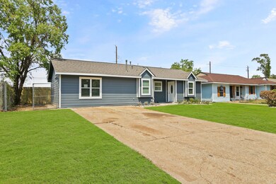 7337 Langley Rd, Houston, TX 77016 - photo 3