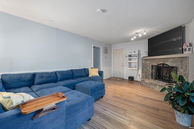 2210 W Christy Ln, Muncie, IN 47304 - photo 7