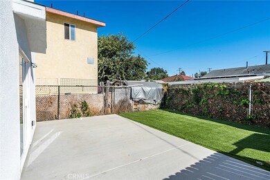 2424 E Piru St, Compton, CA 90222 - photo 5