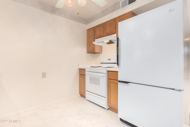 13854 N Newcastle Dr, Sun City, AZ 85351 - photo 5