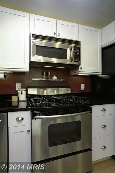 7847 Enola St unit 7847, McLean, VA 22102 - photo 3