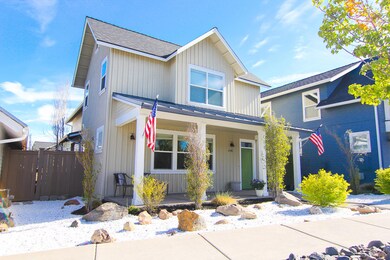 686 NE Isabella Ln, Bend, OR 97701 - photo 2