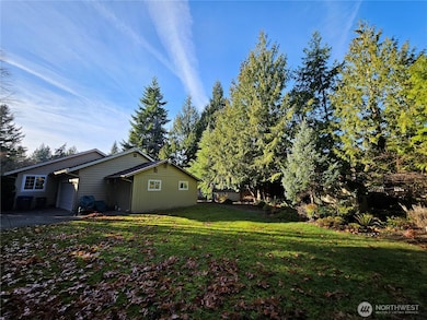1121 E Old Ranch Rd, Allyn, WA 98524 - photo 4